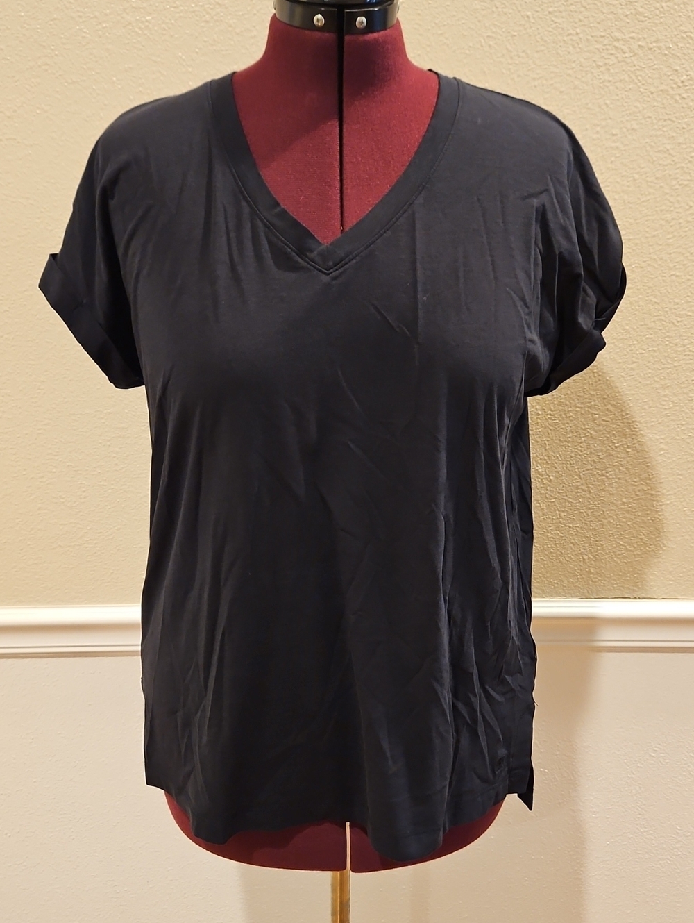 Banana Republic Black V-Neck Short Sleeve Tee